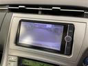プリウス Ｓマイコーデ　禁煙　純正７型ナビ　ＨＩＤライト　バックカメラ　ＥＴＣ　ステアリングスイッチ　電動格納サイドミラー　ＥＶモード　運転席シートリフター　フルセグＴＶ　Ｂｌｕｅｔｏｏｔｈ　オートライト　フォグランプ（7枚目）