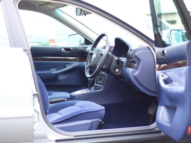 A4 2.4 ネイビーインテリア V6 ティプトロニック(20枚目)