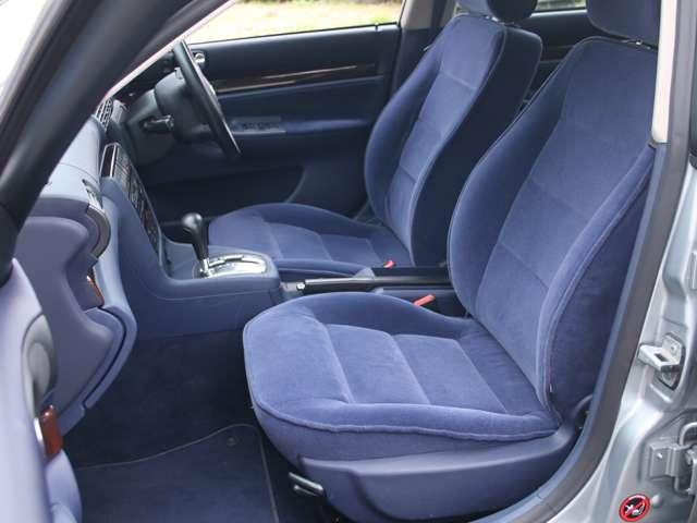 A4 2.4 ネイビーインテリア V6 ティプトロニック(30枚目)