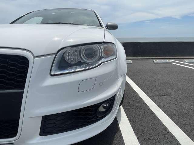 左ヘッドライト