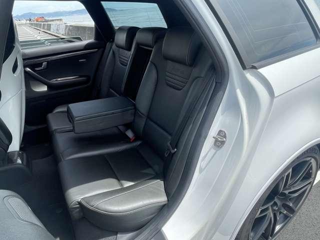 インテリアにはたばこ臭やペット臭など気になる臭いは感じられません。