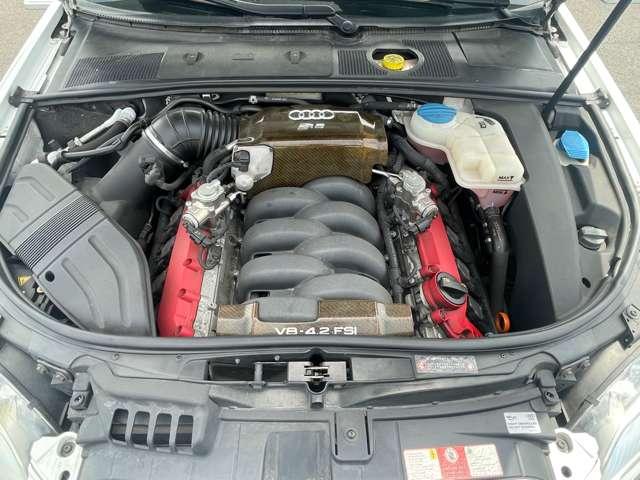 Ｖ８自然吸気エンジンのマニュアル　ワゴンです。こんなに楽しめるモデルは他に見当たりません。