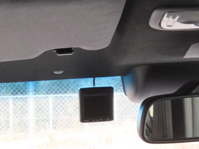 �y�h���C�u���R�[�_�[�����ς݁z������̎��̂͂������A���S�ȃh���C�u�̕K���i�ł���h���C�u���R�[�_�[���t���Ă��܂��B�i�L�^�}�̂̂r�c�J�[�h�͕ʓr���������߉������j