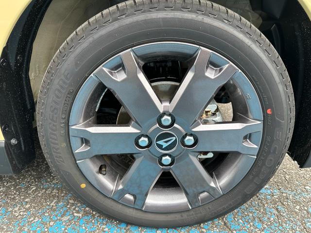 タント ファンクロスターボ　届け出済未使用車　バックカメラ　両側電動スライドドア　クリアランスソナー　レーンアシスト　衝突被害軽減システム　ＬＥＤヘッドランプ　スマートキー　　アイドリングストップ　電動格納ミラー　シートヒーター（51枚目）