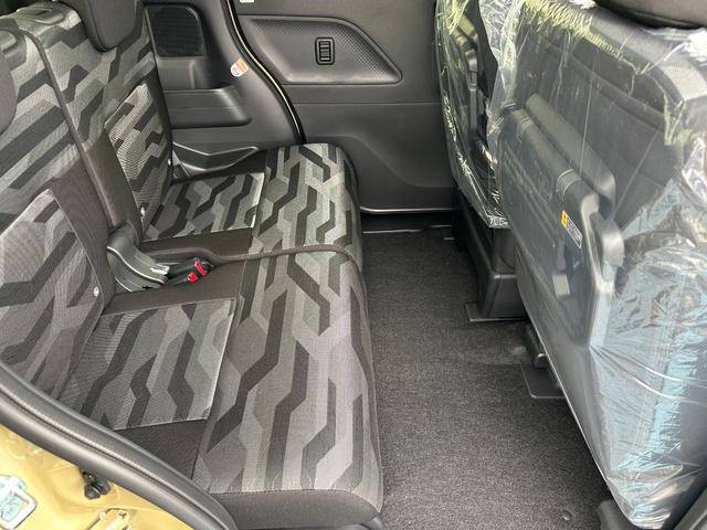 タント ファンクロスターボ　届け出済未使用車　バックカメラ　両側電動スライドドア　クリアランスソナー　レーンアシスト　衝突被害軽減システム　ＬＥＤヘッドランプ　スマートキー　　アイドリングストップ　電動格納ミラー　シートヒーター（76枚目）