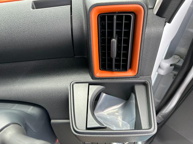 タント ファンクロスターボ　届け出済未使用車　バックカメラ　両側電動スライドドア　クリアランスソナ　衝突被害軽減システム　オートライト　ＬＥＤヘッドランプ　ヘッドライトウォッシャ　スマートキ　アイドリングストップ　電動格納ミラー（54枚目）