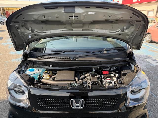 N-BOX ベースグレード 届出済未使用 バックカメラ 両側スライド・片側電動 クリアランスソナー クルーズコントロール レーンアシスト 衝突被害軽減システム オートライト LEDヘッドランプ スマートキー アイドリングストップ(65枚目)