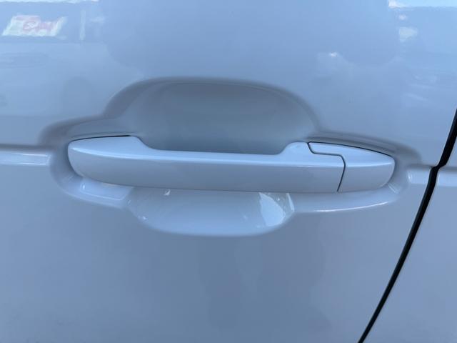 Ｎ－ＢＯＸ ベースグレード　届出済未使用　バックカメラ　両側スライド・片側電動　オートクルーズコントロール　衝突被害軽減システム　オートライト　ＬＥＤヘッドランプ　スマートキー　アイドリングストップ　電動格納ミラー　ＣＶＴ（25枚目）