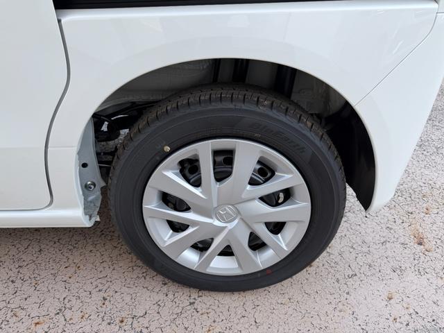 Ｎ－ＢＯＸ ベースグレード　届出済未使用　バックカメラ　両側スライド・片側電動　オートクルーズコントロール　衝突被害軽減システム　オートライト　ＬＥＤヘッドランプ　スマートキー　アイドリングストップ　電動格納ミラー　ＣＶＴ（30枚目）