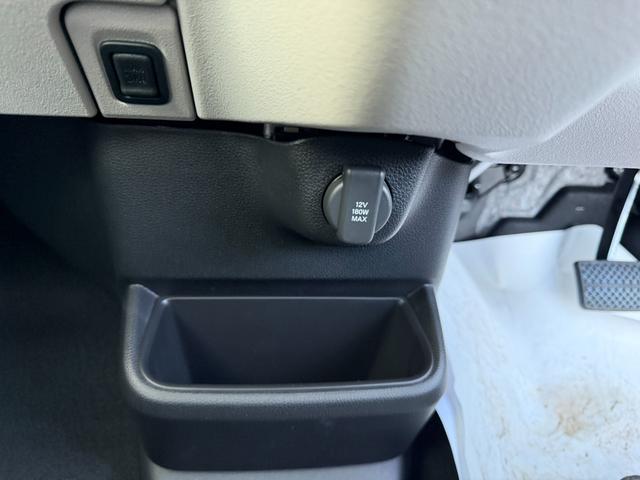 Ｎ－ＢＯＸ ベースグレード　届出済未使用　バックカメラ　両側スライド・片側電動　オートクルーズコントロール　衝突被害軽減システム　オートライト　ＬＥＤヘッドランプ　スマートキー　アイドリングストップ　電動格納ミラー　ＣＶＴ（61枚目）