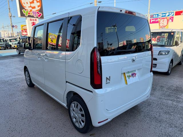 N-BOX ベースグレード 届出済未使用 バックカメラ 両側スライド・片側電動 クリアランスソナー クルーズコントロール 衝突被害軽減システム オートライト LEDヘッドランプ スマートキー アイドリングストップ 電動格納ミラ-(17枚目)