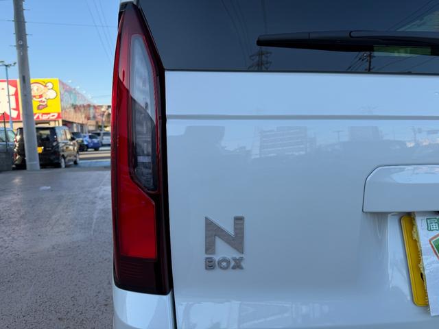 N-BOX ベースグレード 届出済未使用 バックカメラ 両側スライド・片側電動 クリアランスソナー クルーズコントロール 衝突被害軽減システム オートライト LEDヘッドランプ スマートキー アイドリングストップ 電動格納ミラ-(35枚目)