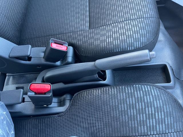 ご覧いただきありがとうございます♪気になったお車がありましたらお気軽にお電話をください♪