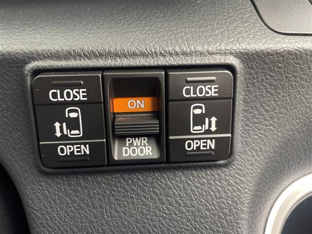 シエンタ Ｇ　クエロ　禁煙車　純正ナビ（ワンセグ／ＣＤ／Ｂｌｕｅｔｏｏｔｈ／ＳＤ）　モデリスタエアロ　トヨタセーフティセンス　オートハイビーム　バックカメラ　ステアリングスイッチ　両側パワースライドドア　プリクラッシュ（8枚目）