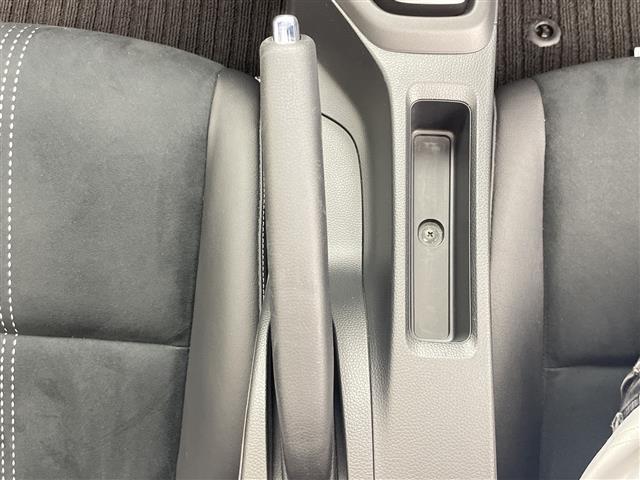 Ｓ６６０ α　禁煙車　ワンオーナー　パドルシフト　クルーズコントロール　ハーフレザーシート　ＡＭ　ＦＭ　ＡＵＸ　ステアリングリモコン　ＥＴＣ　ＬＥＤヘッドライト　純正アルミホイール　スマートキー　フロアマット（10枚目）