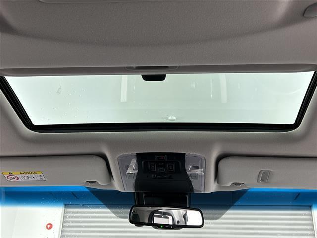 アルファード ２．５Ｓ　Ｃパッケージ　禁煙車　純正ナビ　ツインムーンルーフ　前席シートヒーター　前席ベンチレーション　全席パワーシート　１２．１インチフリップダウンモニター　レーダークルーズコントロール　三眼ＬＥＤヘッドライト　純正ＥＴＣ（5枚目）