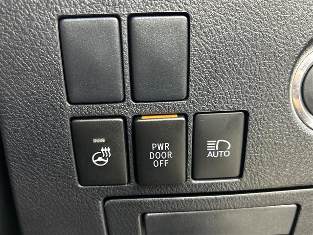アルファード ２．５Ｓ　Ｃパッケージ　禁煙車　純正ナビ　ツインムーンルーフ　前席シートヒーター　前席ベンチレーション　全席パワーシート　１２．１インチフリップダウンモニター　レーダークルーズコントロール　三眼ＬＥＤヘッドライト　純正ＥＴＣ（13枚目）