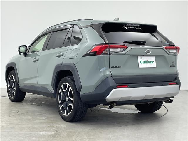 ＲＡＶ４ アドベンチャー　純正９型ナビ　（フルセグＴＶ・ＢＴ・ＨＤＭＩ・ＣＤ・ＤＶＤ・ＡＭ・ＦＭ）バックカメラ　ＢＳＭ　ドラレコ　パワーシート　デジタルインナーミラー　レーダークルコン　レーンキープ　オートマチックハイビーム（20枚目）