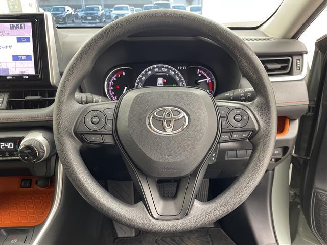 ＲＡＶ４ アドベンチャー　純正９型ナビ　（フルセグＴＶ・ＢＴ・ＨＤＭＩ・ＣＤ・ＤＶＤ・ＡＭ・ＦＭ）バックカメラ　ＢＳＭ　ドラレコ　パワーシート　デジタルインナーミラー　レーダークルコン　レーンキープ　オートマチックハイビーム（24枚目）
