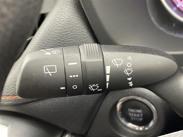 ＲＡＶ４ アドベンチャー　純正９型ナビ　（フルセグＴＶ・ＢＴ・ＨＤＭＩ・ＣＤ・ＤＶＤ・ＡＭ・ＦＭ）バックカメラ　ＢＳＭ　ドラレコ　パワーシート　デジタルインナーミラー　レーダークルコン　レーンキープ　オートマチックハイビーム（26枚目）