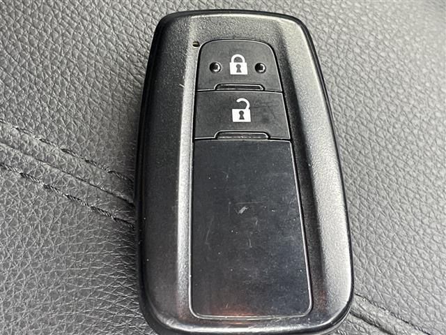 ＲＡＶ４ アドベンチャー　純正９型ナビ　（フルセグＴＶ・ＢＴ・ＨＤＭＩ・ＣＤ・ＤＶＤ・ＡＭ・ＦＭ）バックカメラ　ＢＳＭ　ドラレコ　パワーシート　デジタルインナーミラー　レーダークルコン　レーンキープ　オートマチックハイビーム（29枚目）