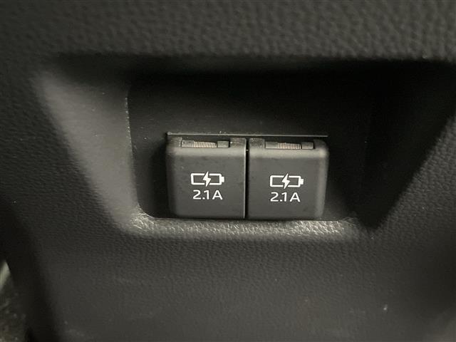ＲＡＶ４ アドベンチャー　純正９型ナビ　（フルセグＴＶ・ＢＴ・ＨＤＭＩ・ＣＤ・ＤＶＤ・ＡＭ・ＦＭ）バックカメラ　ＢＳＭ　ドラレコ　パワーシート　デジタルインナーミラー　レーダークルコン　レーンキープ　オートマチックハイビーム（36枚目）