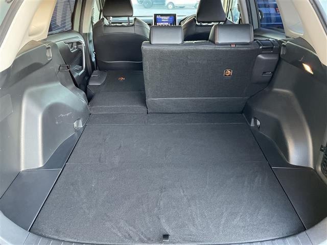 ＲＡＶ４ アドベンチャー　純正９型ナビ　（フルセグＴＶ・ＢＴ・ＨＤＭＩ・ＣＤ・ＤＶＤ・ＡＭ・ＦＭ）バックカメラ　ＢＳＭ　ドラレコ　パワーシート　デジタルインナーミラー　レーダークルコン　レーンキープ　オートマチックハイビーム（41枚目）