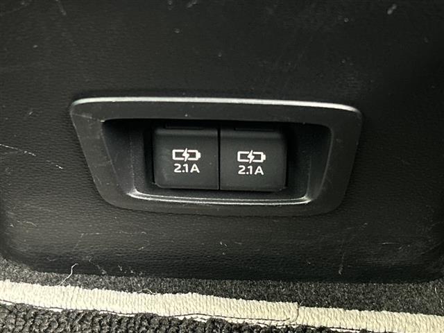 カローラツーリング ハイブリッド　ダブルバイビー　禁煙車　純正ディスプレイオーディオ　フルセグ　ＡｐｐｌｅＣａｒＰｒａｙ　ＡｎｄｒｏｉｄＡｕｔｏ　バックモニター　オートライト　オートハイビーム　レーダークルーズコントロール　ブラインドスポットモニター（40枚目）