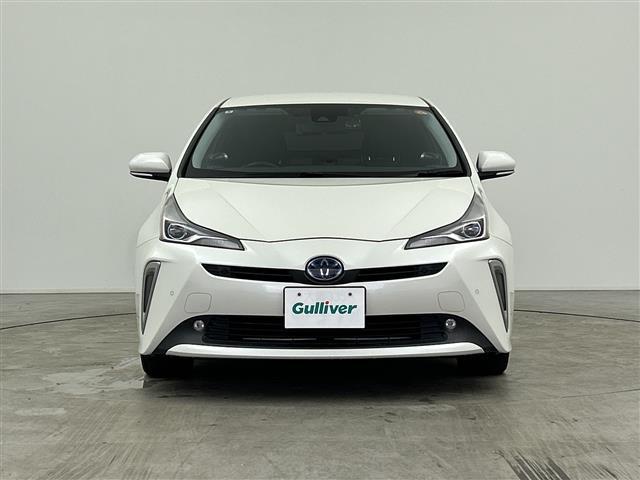 プリウス Ｓツーリングセレクション　純正ナビ／バックカメラ／後席モニター／衝突被害軽減ブレーキ／レーダークルーズコントロール／シートヒーター／ドライブレコーダー／ビルトインＥＴＣ／ＴＯＭ’Ｓ製ＡＷ／オートハイビーム／スマートキー（18枚目）