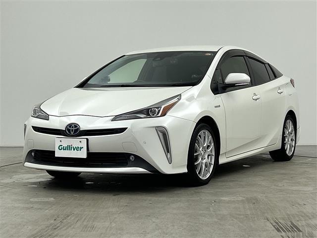 プリウス Ｓツーリングセレクション　純正ナビ／バックカメラ／後席モニター／衝突被害軽減ブレーキ／レーダークルーズコントロール／シートヒーター／ドライブレコーダー／ビルトインＥＴＣ／ＴＯＭ’Ｓ製ＡＷ／オートハイビーム／スマートキー（19枚目）