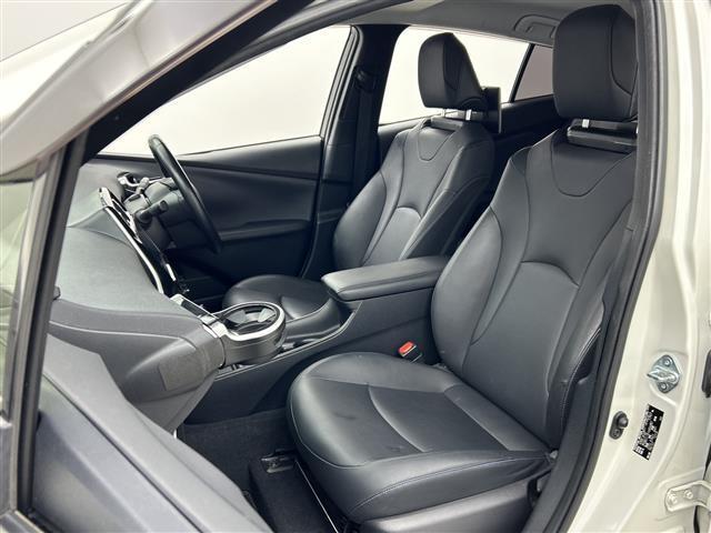 プリウス Ｓツーリングセレクション　純正ナビ／バックカメラ／後席モニター／衝突被害軽減ブレーキ／レーダークルーズコントロール／シートヒーター／ドライブレコーダー／ビルトインＥＴＣ／ＴＯＭ’Ｓ製ＡＷ／オートハイビーム／スマートキー（29枚目）