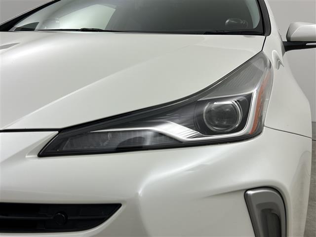 プリウス Ｓツーリングセレクション　純正ナビ／バックカメラ／後席モニター／衝突被害軽減ブレーキ／レーダークルーズコントロール／シートヒーター／ドライブレコーダー／ビルトインＥＴＣ／ＴＯＭ’Ｓ製ＡＷ／オートハイビーム／スマートキー（39枚目）
