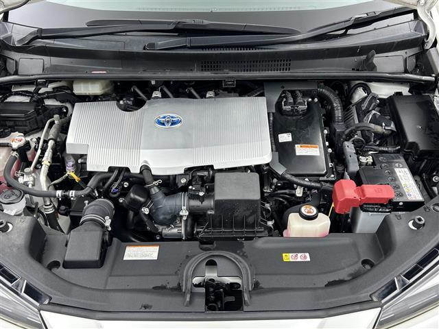 プリウス Ｓツーリングセレクション　純正ナビ／バックカメラ／後席モニター／衝突被害軽減ブレーキ／レーダークルーズコントロール／シートヒーター／ドライブレコーダー／ビルトインＥＴＣ／ＴＯＭ’Ｓ製ＡＷ／オートハイビーム／スマートキー（43枚目）