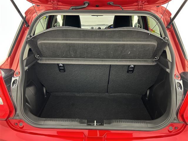 スイフト XRリミテッド 禁煙車/社外ナビ/ワンセグTV/バックカメラ/スズキセーフティサポート/シートヒーター/ステアリングスイッチ/ヘッドライトレベライザー/スマートキー/プッシュスタート(15枚目)