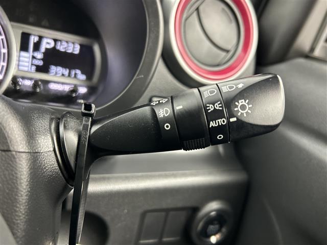 気になる車はすぐにお問い合わせください!画面右側の0066から始まる無料ダイヤルからお問い合わせ下さい!専門スタッフがお車のご質問にお答えいたします!