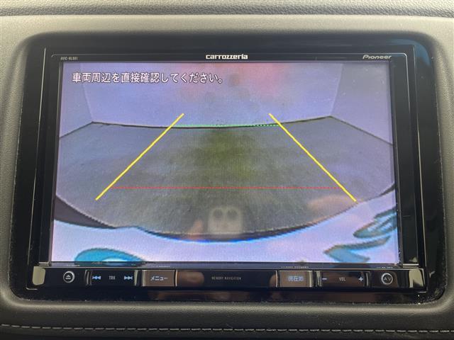 ヴェゼル ハイブリッドＺ・ホンダセンシング　禁煙車／社外ナビ／バックカメラ／レーダークルーズコントロール／シートヒーター／ハーフレザーシート／レーンキープアシスト／先行車発進おしらせ機能／パドルシフト／ビルトインＥＴＣ（4枚目）