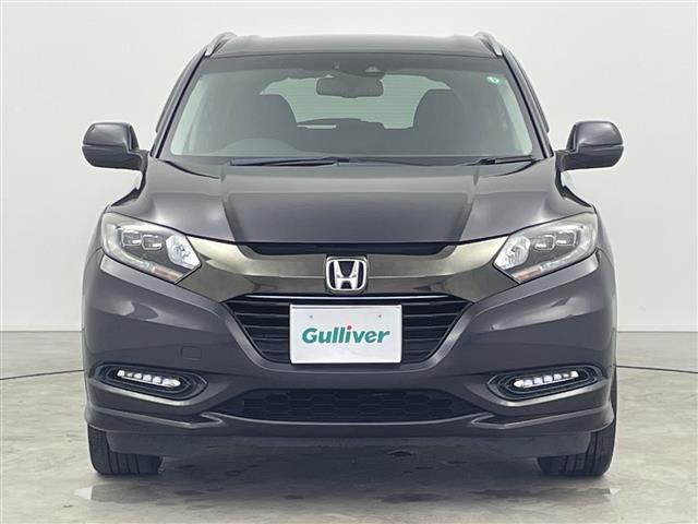 ヴェゼル ハイブリッドＺ・ホンダセンシング　禁煙車／社外ナビ／バックカメラ／レーダークルーズコントロール／シートヒーター／ハーフレザーシート／レーンキープアシスト／先行車発進おしらせ機能／パドルシフト／ビルトインＥＴＣ（18枚目）