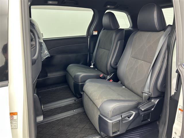 最新ナビ(フルセグ・ワンセグ・DVD再生)もご案内。カロッツェリア・アルパイン・イクリプスのナビを取扱しておりバックカメラ(バックモニター)後席モニター(フリップダウンモニター)の取付も可能です。