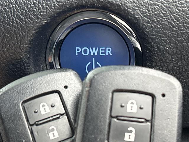 シエンタ ハイブリッドG 禁煙車 純正12インチフリップダウンモニター 純正7型ナビ 360度モニター 両側パワースライドドア モデリスタエアロ ライトレベライザー AAC レーンキープシステム 衝突軽減ブレ(26枚目)