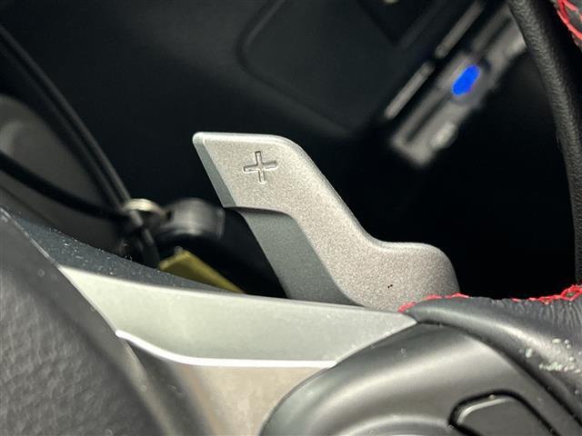 ８６ ＧＴ　禁煙車　純正７型ナビ　ＣＤ／ＤＶＤ／フルセグＴＶ／Ｂｌｕｅｔｏｏｔｈ　バックカメラ　パドルシフト　プッシュスタート　スマートキー　ＥＴＣ　ＡＡＣ　クルーズコントロール　オートライト（10枚目）