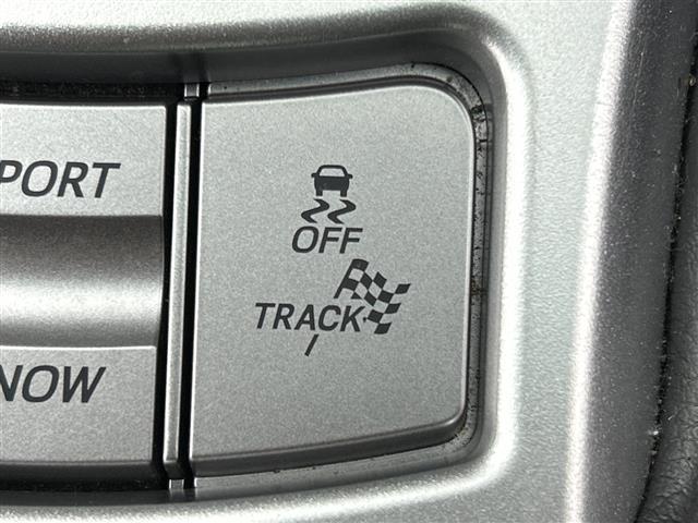 ８６ ＧＴ　禁煙車　純正７型ナビ　ＣＤ／ＤＶＤ／フルセグＴＶ／Ｂｌｕｅｔｏｏｔｈ　バックカメラ　パドルシフト　プッシュスタート　スマートキー　ＥＴＣ　ＡＡＣ　クルーズコントロール　オートライト（27枚目）