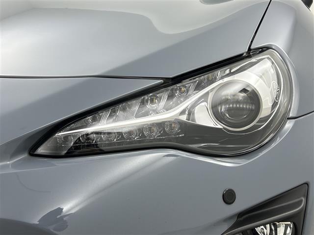 ８６ ＧＴ　禁煙車　純正７型ナビ　ＣＤ／ＤＶＤ／フルセグＴＶ／Ｂｌｕｅｔｏｏｔｈ　バックカメラ　パドルシフト　プッシュスタート　スマートキー　ＥＴＣ　ＡＡＣ　クルーズコントロール　オートライト（42枚目）