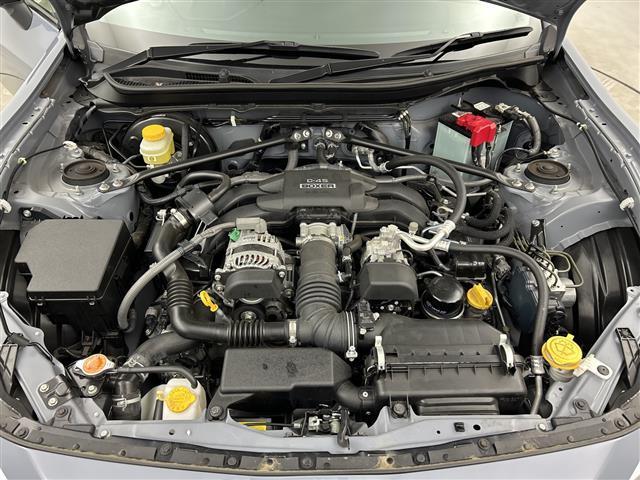 ８６ ＧＴ　禁煙車　純正７型ナビ　ＣＤ／ＤＶＤ／フルセグＴＶ／Ｂｌｕｅｔｏｏｔｈ　バックカメラ　パドルシフト　プッシュスタート　スマートキー　ＥＴＣ　ＡＡＣ　クルーズコントロール　オートライト（43枚目）