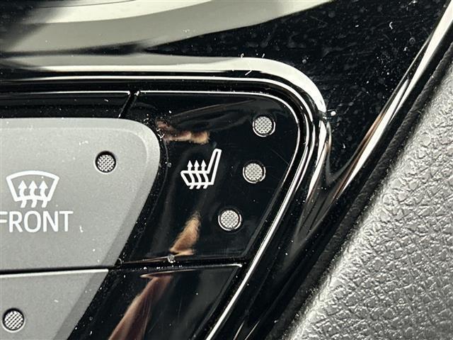 Ｃ－ＨＲ Ｇ　モード　ネロ　セーフティプラスＩＩ　禁煙車／純正ＤＡ／全方位カメラ／トヨタセーフティセンス・ＰＣＳ・ＬＴＡ・ＢＳＭ・レーダークルーズコントロール／オートハイビーム／シートヒーター／ビルトインＥＴＣ２．０／ドラレコ／コーナーセンサー（9枚目）