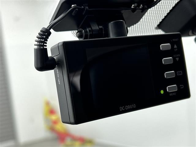 パッソ プラスハナ　Ｇパッケージ　禁煙車　純正ナビ　フルセグＴＶ　Ｂｌｕｅｔｏｏｔｈ／ＣＤ／ＡＵＸ　ＡＡＣ　電格ミラー　バックモニター　ドラレコ　ＥＴＣ　アイドリングストップ　ライトレベライザー　フォグライト　純正アルミホイール（7枚目）