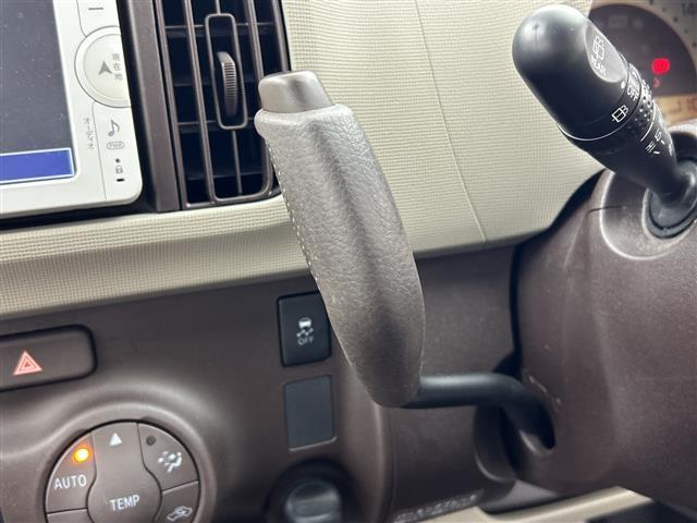 パッソ プラスハナ　Ｇパッケージ　禁煙車　純正ナビ　フルセグＴＶ　Ｂｌｕｅｔｏｏｔｈ／ＣＤ／ＡＵＸ　ＡＡＣ　電格ミラー　バックモニター　ドラレコ　ＥＴＣ　アイドリングストップ　ライトレベライザー　フォグライト　純正アルミホイール（22枚目）