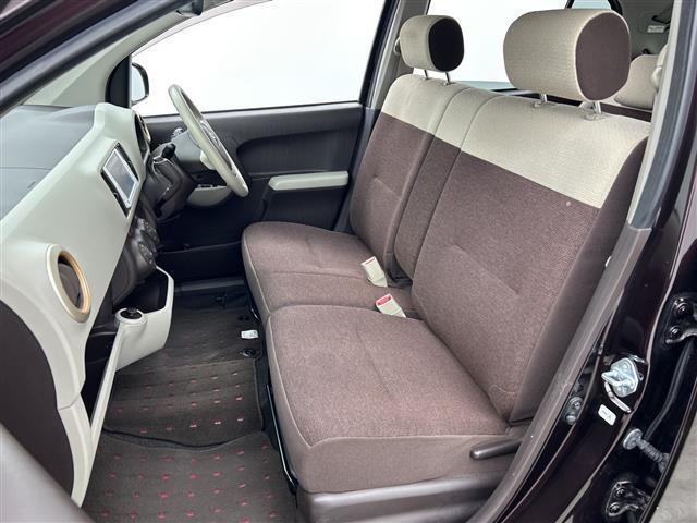 パッソ プラスハナ　Ｇパッケージ　禁煙車　純正ナビ　フルセグＴＶ　Ｂｌｕｅｔｏｏｔｈ／ＣＤ／ＡＵＸ　ＡＡＣ　電格ミラー　バックモニター　ドラレコ　ＥＴＣ　アイドリングストップ　ライトレベライザー　フォグライト　純正アルミホイール（30枚目）