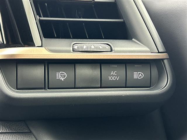 クラウンスポーツ Ｚ　禁煙車　純正ナビ　フルセグＴＶ／Ｂｌｕｅｔｏｏｔｈ／ＡｐｐｌｅＣａｒｐｌａｙ　パノラマルーフ　　ブラウンレザー　デジタルミラー　トヨタチームメイト　パノラミックビューモニター／ＢＳＭ／レーダークルコン（10枚目）