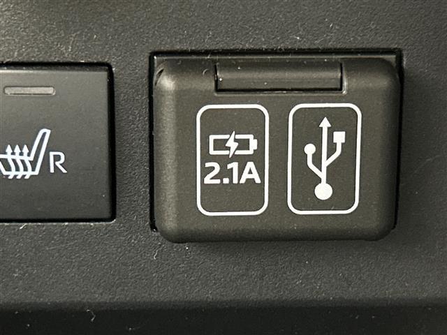 ライズ Ｚ　純正９型ディスプレイオーディオ　バックカメラ　シートヒーター　ＥＴＣ　プリクラッシュセーフティ　レーダークルーズコントロール　レーンキープアシスト　ＬＥＤヘッドライト　オートライト前後コーナーセンサ－（12枚目）