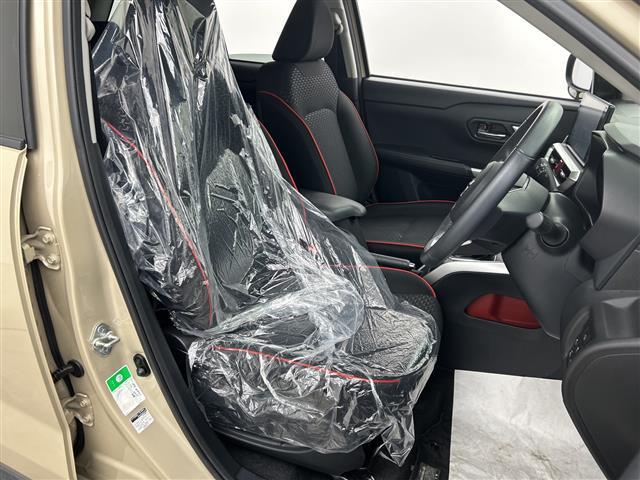 ライズ Ｚ　純正９型ディスプレイオーディオ　バックカメラ　シートヒーター　ＥＴＣ　プリクラッシュセーフティ　レーダークルーズコントロール　レーンキープアシスト　ＬＥＤヘッドライト　オートライト前後コーナーセンサ－（14枚目）